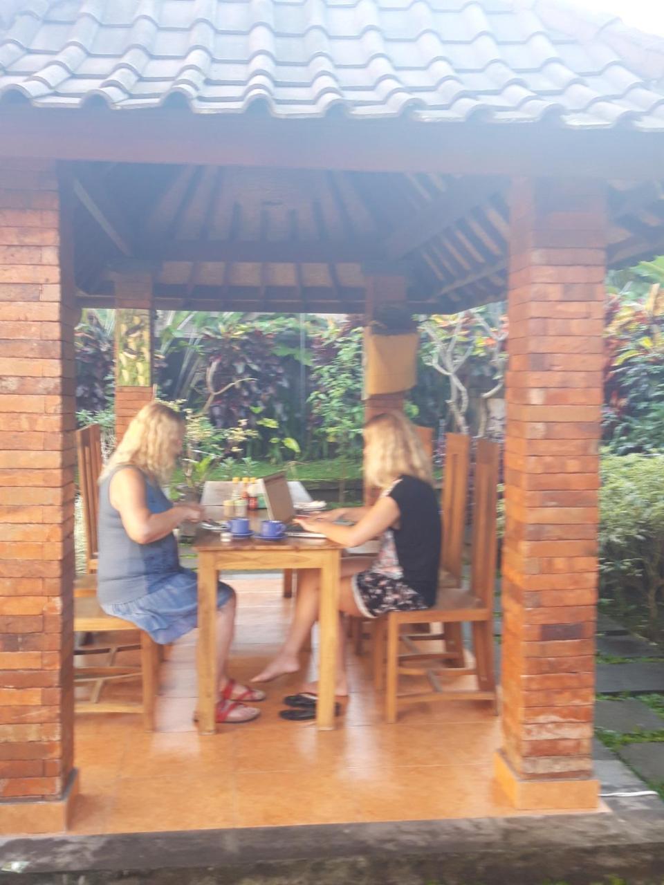 Nami House Hotel Ubud Buitenkant foto